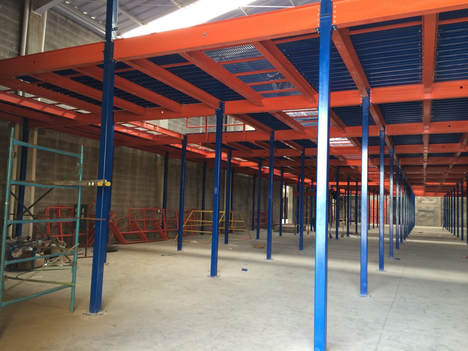 Sistema Mezzanine Industrial HJ